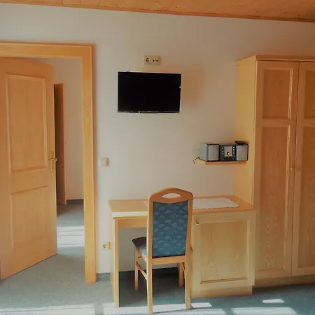 Aparthotel Wald 3*